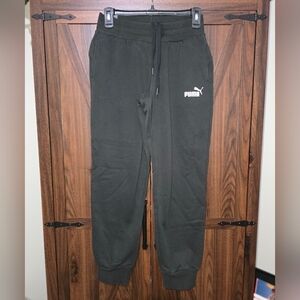PUMA Essentials Brushed Fleece Joggers – Women’s Black Size XS